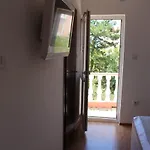 House ゲストハウス 3*