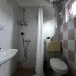 House ゲストハウス