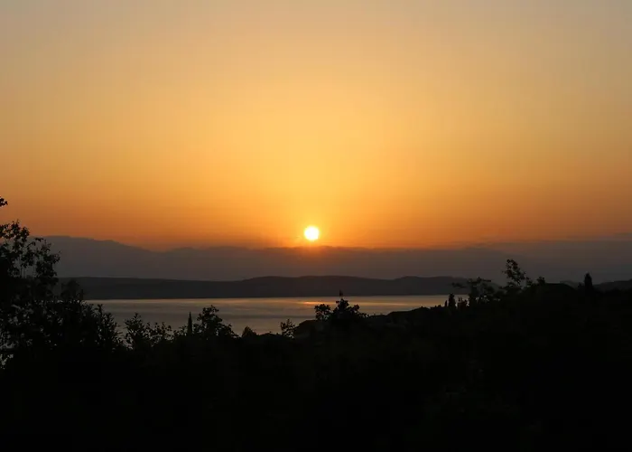 House ゲストハウス